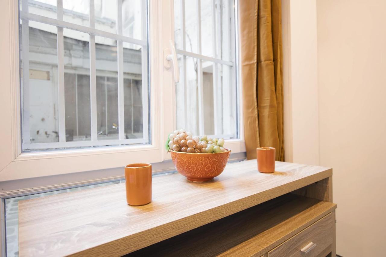 Guestready - Studio With Jacuzzi In The 10 Th Daire Paris Dış mekan fotoğraf